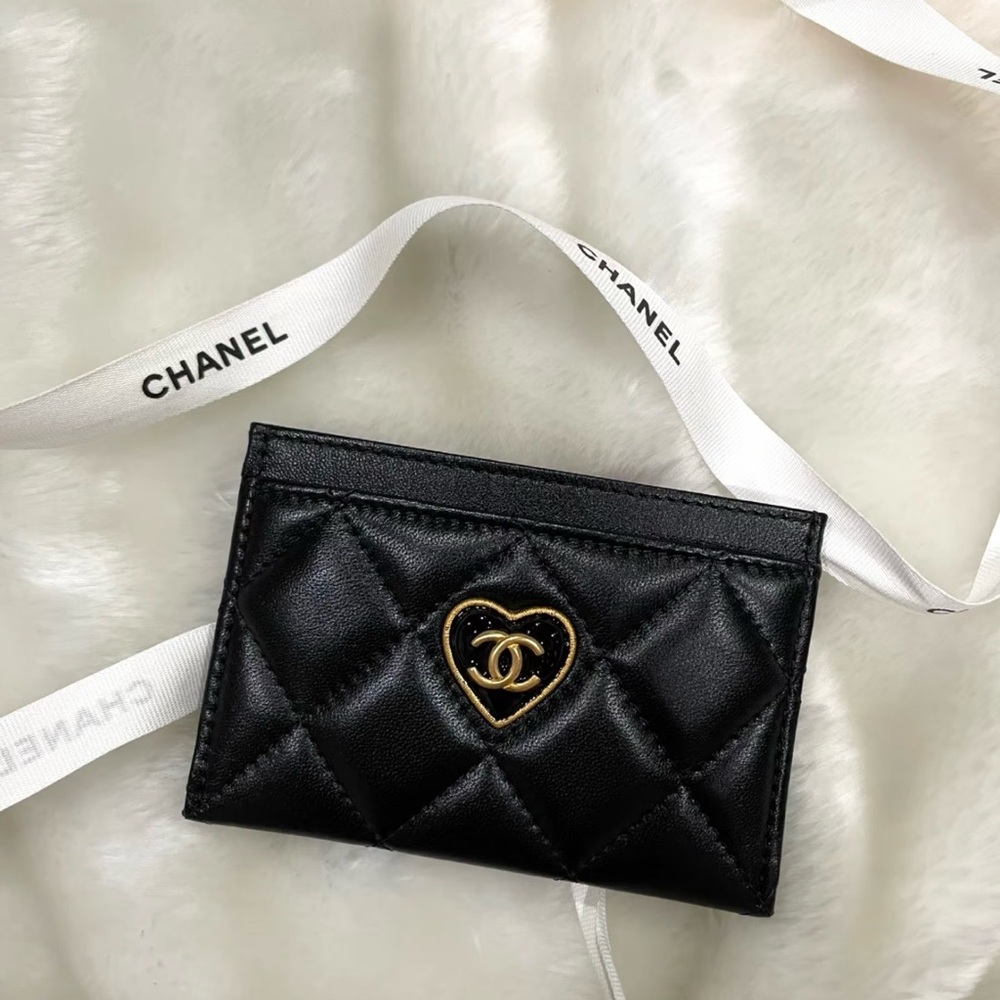 Black Quilted Card Holder with Gold Heart Logo